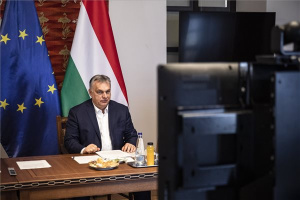 Koronavírus - Orbán Viktor V4-egyeztetésen, majd az EU-csúcson vesz részt