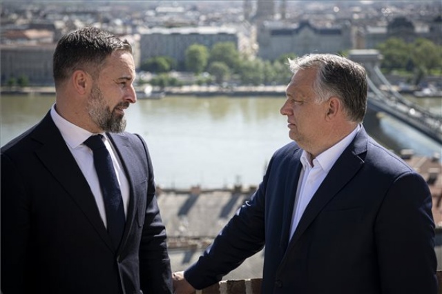 Orbán Viktor a spanyol jobboldali VOX párt vezetőjével tárgyalt