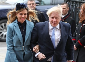 Boris Johnson és Carrie Symonds