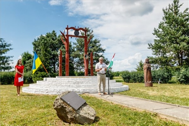 Honfoglalási emlékünnepséget tartott a Kárpátaljai Magyar Kulturális Szövetség Tiszacsomán