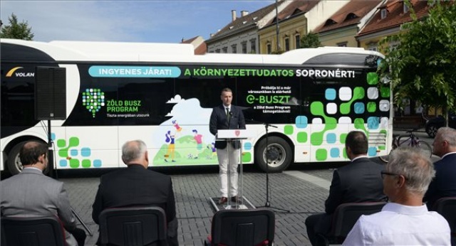 ITM-államtitkár: a következő tíz évben 36 milliárd forinttal támogatja a kormány zöld buszok vásárlását és üzemeltetését