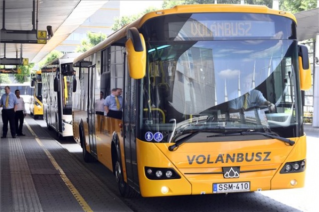 A következő hónapokban 503 új buszt állít forgalomba a Volánbusz