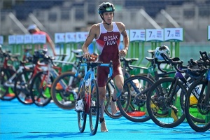 Tokió 2020 - A 11. helyen zártak a magyarok a triatlon vegyesváltók versenyében