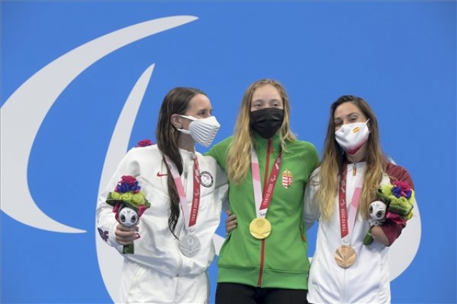 Paralimpia 2020 - Konkoly Zsófia aranyérmes 100 méteres pillangóúszásban
