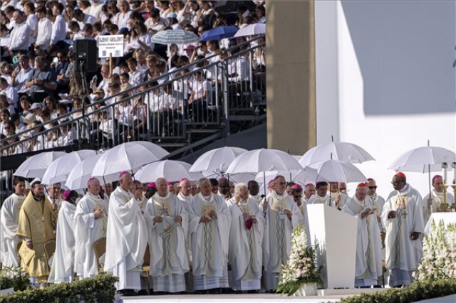 NEK - Az 52. Nemzetközi Eucharisztikus Kongresszus megnyitója