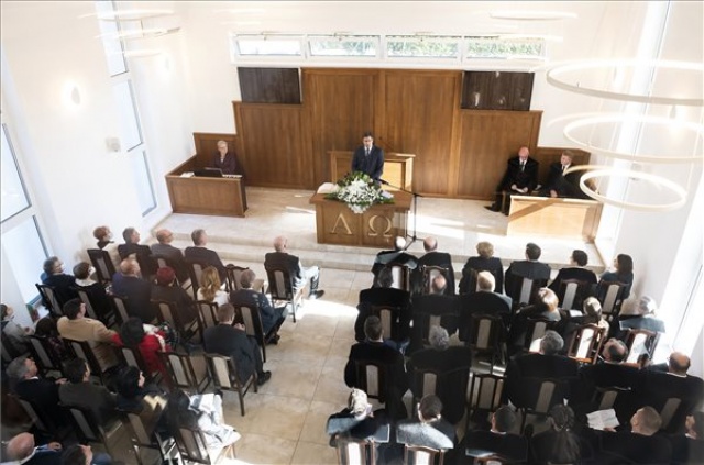 Felszentelték a helyi református egyházközség új templomát Rakamazon