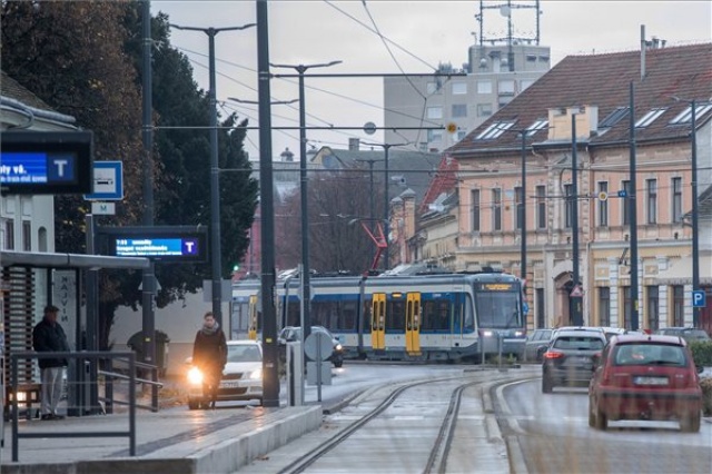 Elindult az utasokat szállító tram-train Hódmezővásárhely és Szeged között