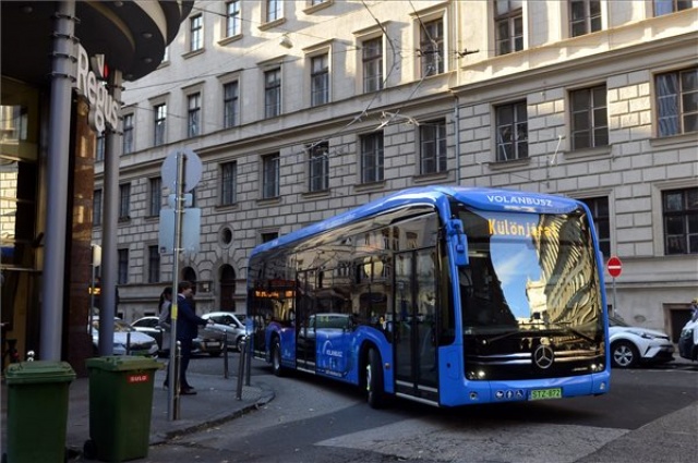 Hat megyeszékhelyre 60 új elektromos busz érkezik jövőre