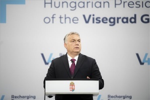 A francia elnök és a V4-ek csúcstalálkozója Budapesten