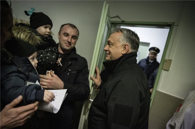 Ukrajnai háború - Orbán Viktor határszemlét tartott