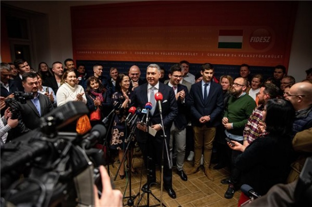 Választás 2022 - Lázár János győzött Hódmezővásárhelyen