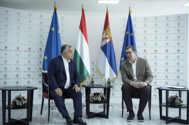 Orbán Viktor Szerbiában