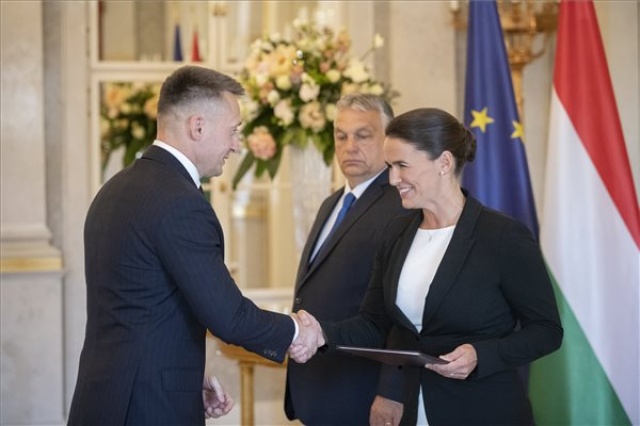 Megalakult az ötödik Orbán-kormány