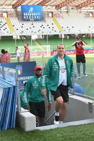 Olasz-magyar - A magyar labdarúgó-válogatott a mérkőzés helyszínén Cesenában 