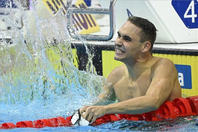 Vizes vb 2022 - Úszás - Milák Kristóf világcsúccsal aranyérmes 200 méter pillangón
