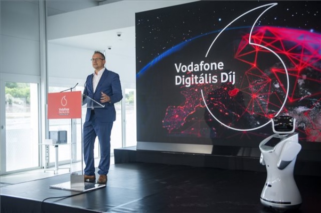 Átadták a Vodafone Digitális Díjat