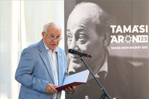 Tamási Áron 125 címmel nyílt kiállítás Budapesten