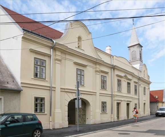 Óvodát és bölcsődét avattak Sopronban