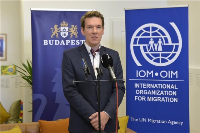 Ukrajnai háború - Információs iroda nyílt Budapest belvárosában a menekültek segítésére