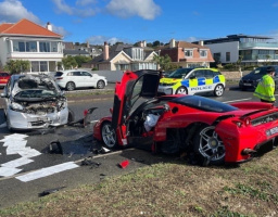 Ferrari Enzo és Honda balesete