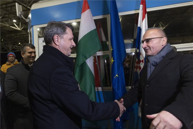 Horvátország csatlakozott a schengeni övezethez