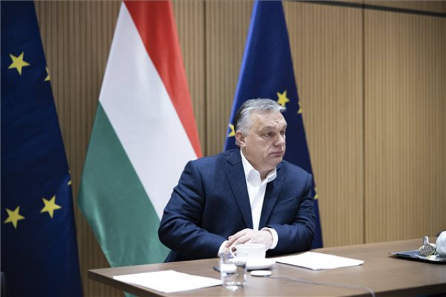Orbán Viktor az EU-csúcsot előkészítő videókonferencián vett részt