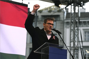 Március 15. - Az oktatás fejlesztéséért demonstráltak Budapesten