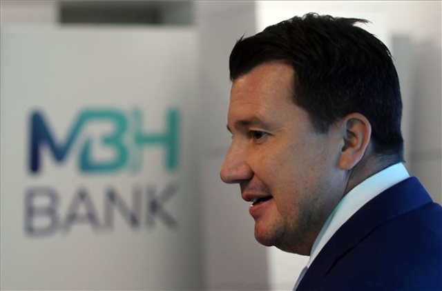 Az MBH Bank átadta első megújított fiókját