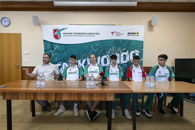 Tekvondós világversenyek sorozatban, magyarokkal