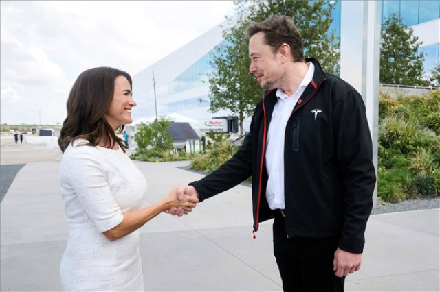 Novák Katalin Elon Muskkal találkozott Texasban
