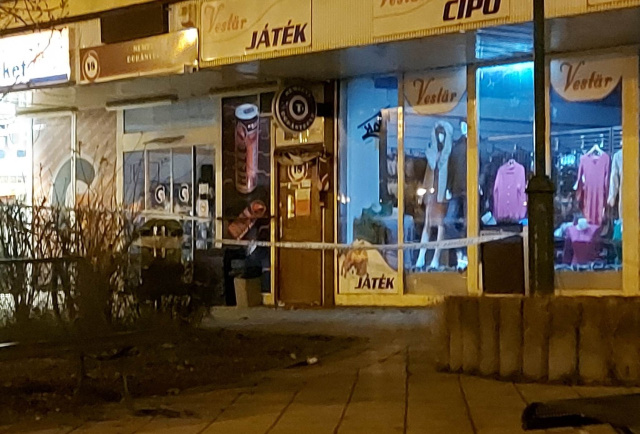 Kirabolták a Budapesti körúti dohányboltot