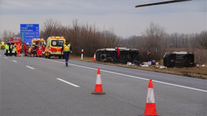 Baleset miatt lezárták az M5-ös autópályát Kecskemétnél Szeged felé