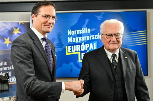 Voks 24 - Róna Péter a Jobbik EP-listavezetője