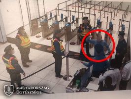 Repülőtéren őrjöngött egy tádzsik férfi