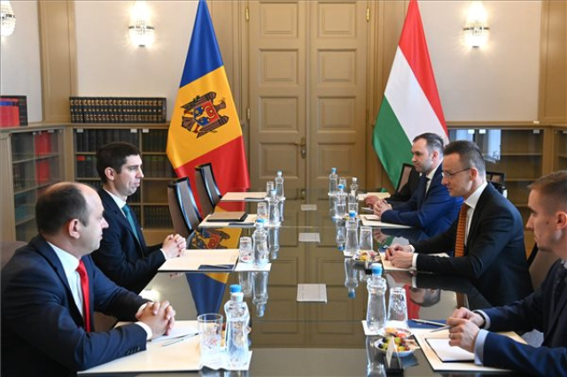 Szijjártó Péter és a moldovai külügyminiszter találkozója