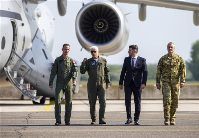 Megérkezett Magyarországra az első magyar KC-390 katonai szállítórepülőgép