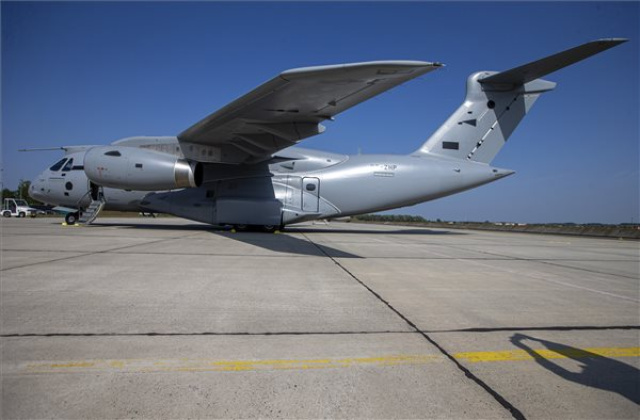 Megérkezett Magyarországra az első magyar KC-390 katonai szállítórepülőgép