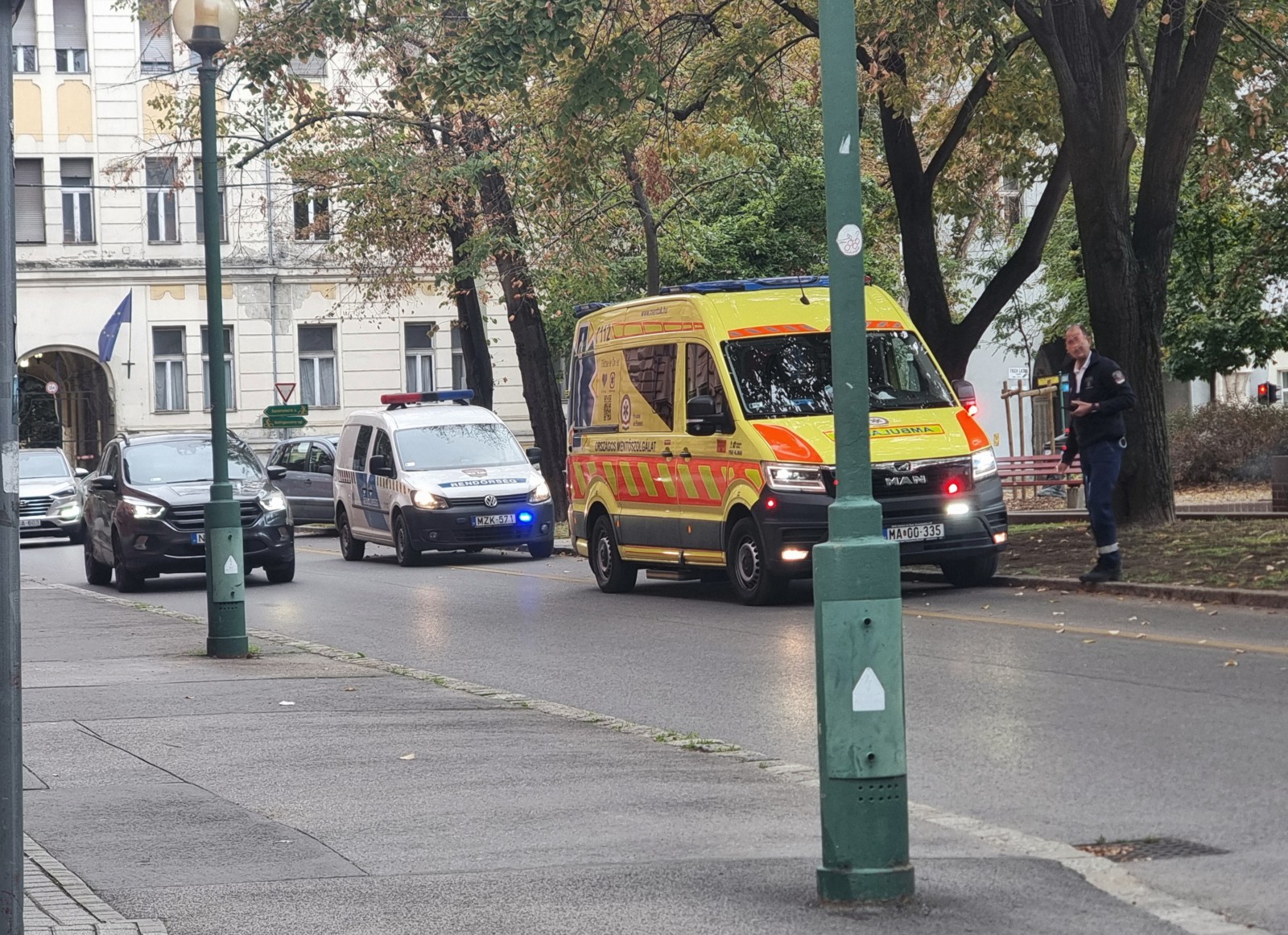Autós lökött fel egy gyalogost a Tisza Lajos körúton Szegeden